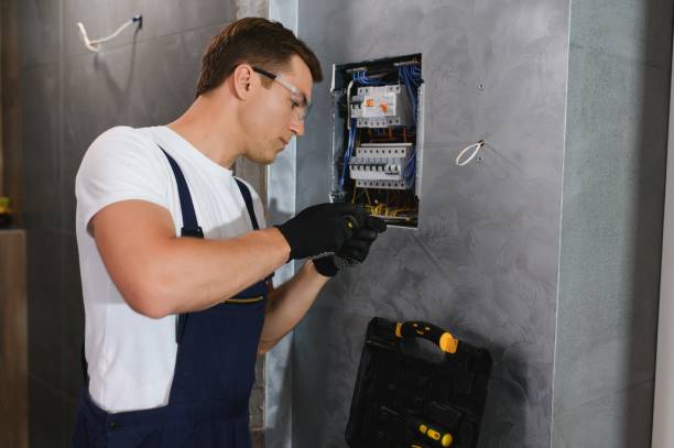 Best Circuit Breaker Repair  in Dade City North, FL